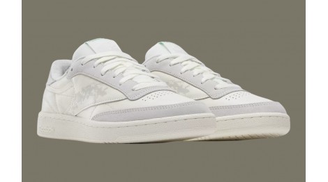 FRIENDS WITH ANIMALS X REEBOK CLUB C 85 для тех, кто ценит как стиль, так и заботу о животных. 