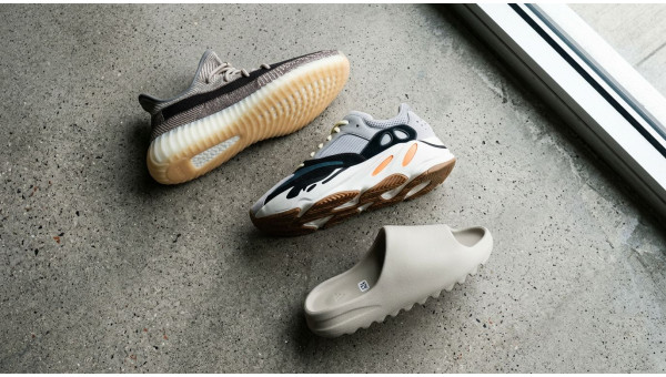Полный чек-лист Yeezy Legit Check: как не купить фейк и проверить оригинал за 60 секунд