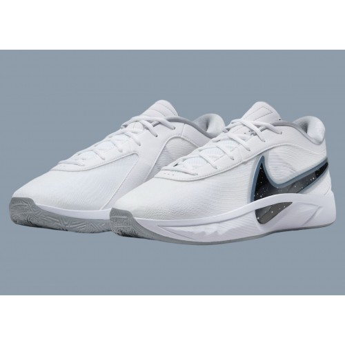 NIKE GIANNIS FREAK 6 “WHITE/WOLF GREY” кроссовки, которые смогут произвести впечатление.