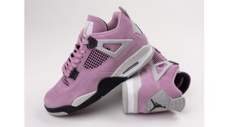 WOMEN’S AIR JORDAN 4 “ORCHID”