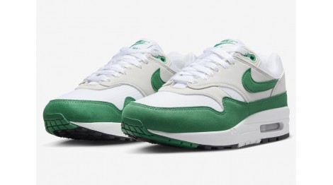 NIKE AIR MAX 1 ’87 “MALACHITE” ко Дню Святого Патрика.