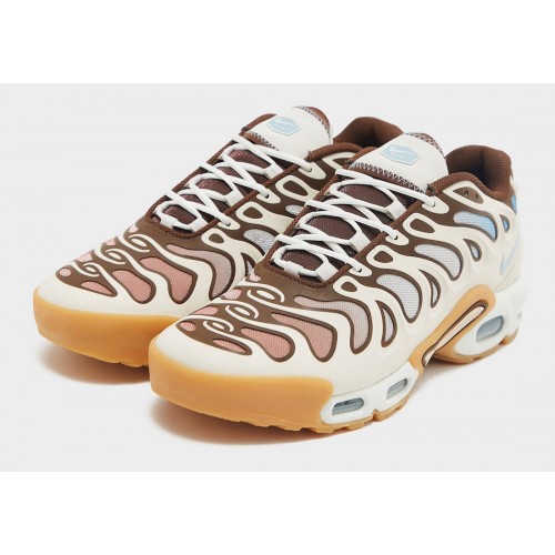 NIKE AIR MAX PLUS DRIFT “PHANTOM/CACAO WOW” свежее дополнение к линейке Air Max на 2024 год.