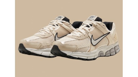 NIKE ZOOM VOMERO 5 “PEARL WHITE” стильная новинка от Nike.