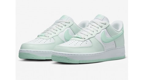 Окунитесь в весну вместе с NIKE AIR FORCE 1 LOW “MINT FOAM”