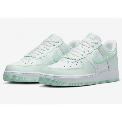 Окунитесь в весну вместе с NIKE AIR FORCE 1 LOW “MINT FOAM”