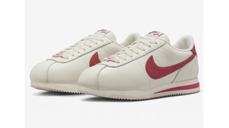 NIKE CORTEZ “VALENTINE’S DAY” создают атмосферу любви!