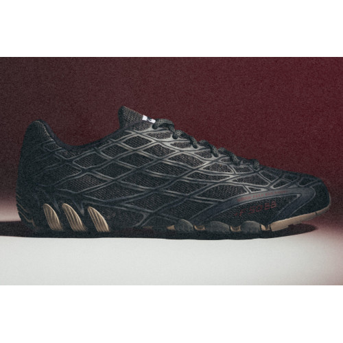 Bad Bunny x adidas F50 Ghost Sprint “Charcoal” 2026: Дата релиза и обзор