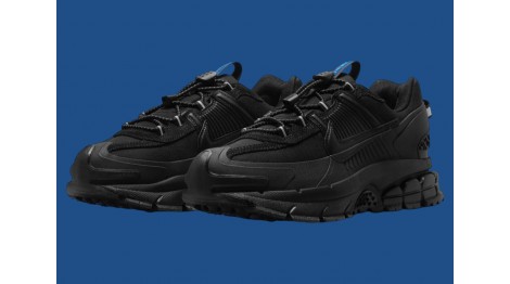 NIKE ZOOM VOMERO 5 ROAM “BLACK/RACER BLUE” уникальное наследие популярной линейки Vomero!