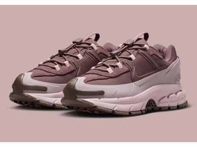 Nike Zoom Vomero 5 Roam 