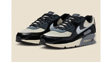 Nike Air Max 90 "Coconut Milk and Black"