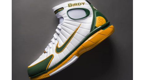 Nike Air Zoom Huarache 2K4 PE “Sue Bird”
