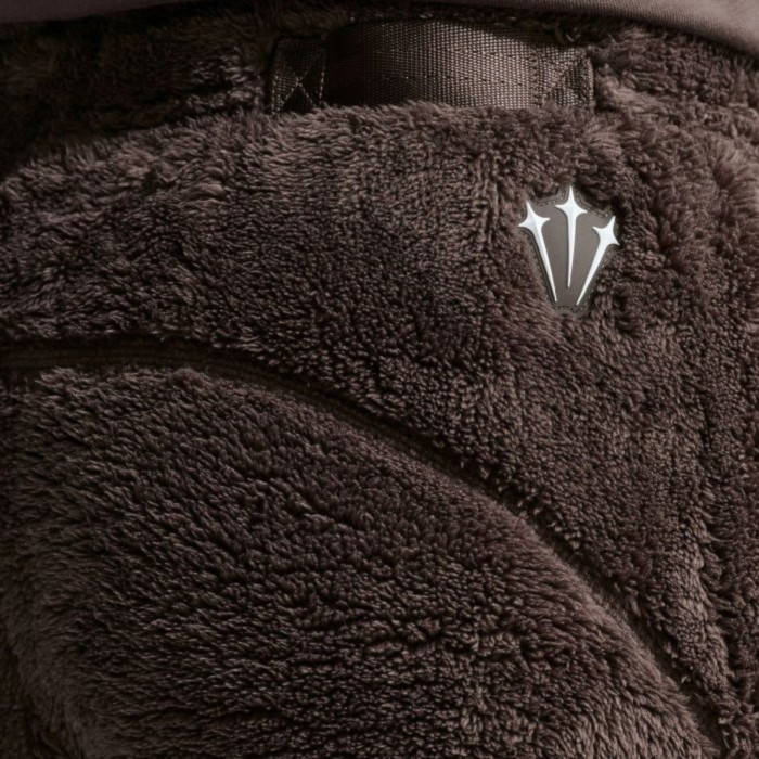 Спортивные штаны Nike x NOCTA Chalet Polar Men's Pant Brown Спортивные штаны Nike x NOCTA Chalet Polar Men's Pant Brown
