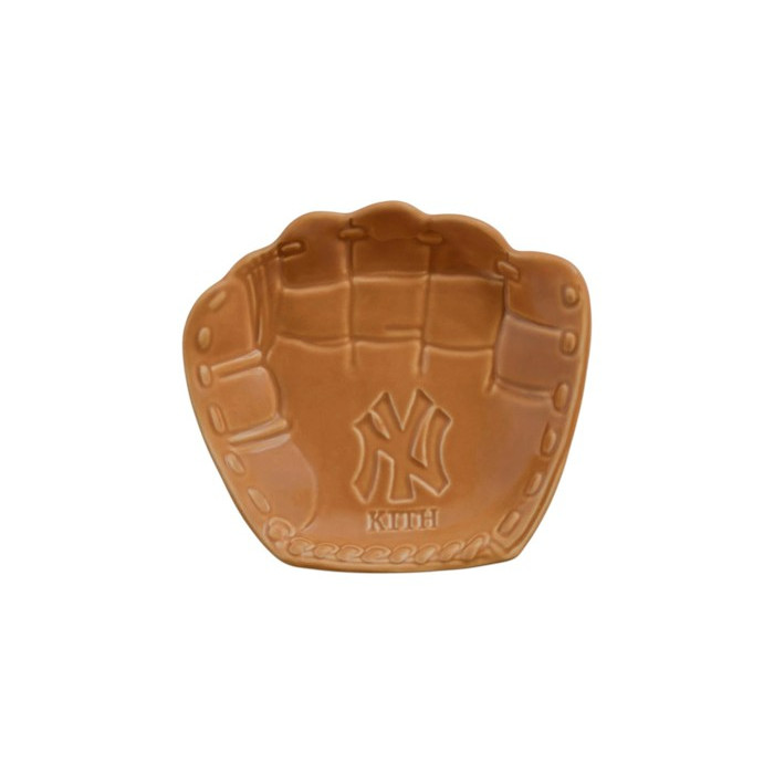 Декоративная подставка Kith x New York Yankees Baseball Glove Catchall Ornament Multi Декоративная подставка Kith x New York Yankees Baseball Glove Catchall Ornament Multi
