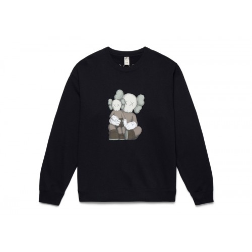 KAWS x Uniqlo Longsleeve Sweatshirt (US Sizing) Black KAWS x Uniqlo Longsleeve Sweatshirt (US Sizing) Black