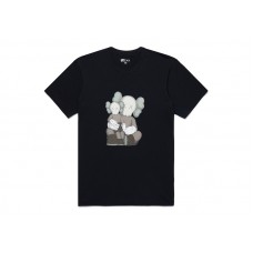 KAWS x Uniqlo UT Short Sleeve Graphic T-shirt (US Sizing) Black