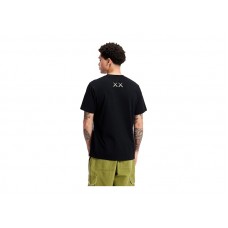 KAWS x Uniqlo UT Short Sleeve Graphic T-shirt (US Sizing) Black