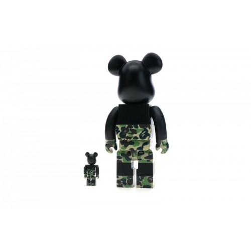 Набор из двух фигурок Bearbrick BAPE Mickey Mouse 100% & 400% Set Black/Green Camo - 7см и 28см.