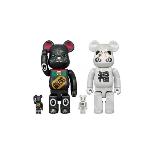 Оригинальный набор фигурок Bearbrick BAPE (R) Maneki Neko Black Plated / Daruma White (Set of 4) 100% & 400% Set - 7см и 28см