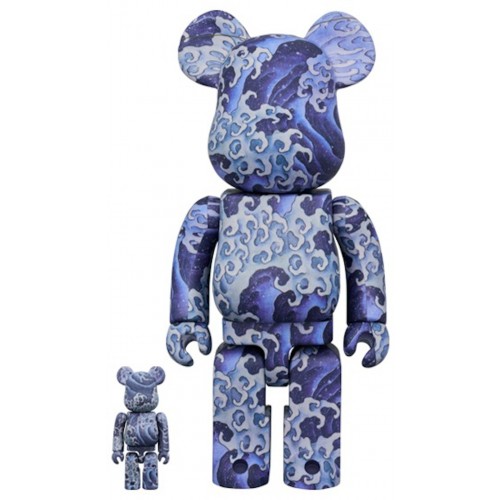 Набор из двух фигурок Bearbrick Katsushika Hokusai Kamimachi Festival Float Ceiling Painting "Otoko Nami" 100% & 400% Set - 7см и 28см.