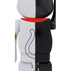 Bearbrick Maneki Neko Invitation Black x Fortune White 1000