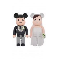 Большая фигурка (70см) Bearbrick Medicom Toy Plus Greeting Marriage #3 1000%