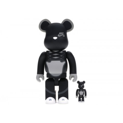 Оригинальный набор фигурок Bearbrick Nike SB 100% & 400% Set Black - 7см и 28см