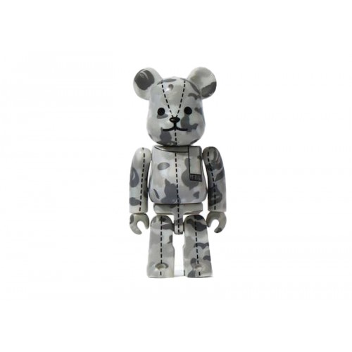 Маленькая фигурка Bearbrick x A Bathing Ape 28th Anniversary Camo #2 100% Grey  - 7см.