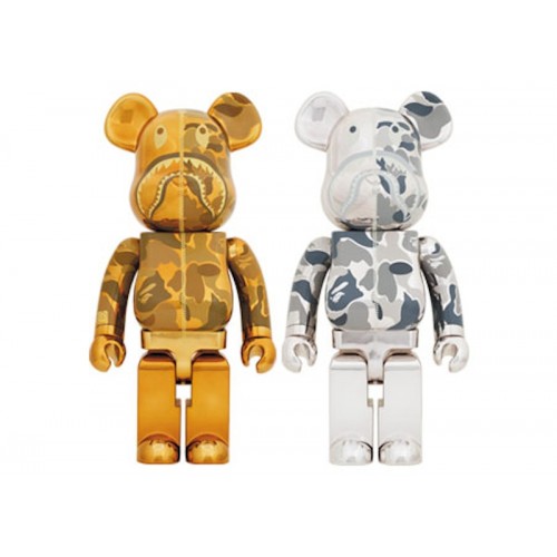 Оригинальная большая фигурка Bearbrick x BAPE Camo Shark 1000% Set of 2 Gold/Silver - 70см