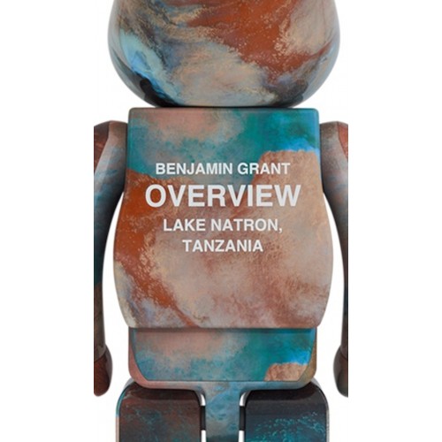 Оригинальная большая фигурка Bearbrick x Benjamin Grant (Overview) Lake Natron 1000% - 70см