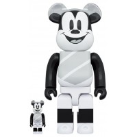 Bearbrick x Disney Hat and Poncho Mickey 100% & 400% Set