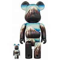 Набор фигурок (7см и 28см) Bearbrick x Kitasai Katsushika "White Rain Under the Thirty-Six Views of Mount Fuji" 100% & 400% Set