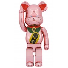 Большая фигурка (70см) Bearbrick x Medicom Toy Maneki Neko Good Luck Peach Gold Plated 1000%