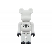 Bearbrick x Toyota (Drive Your Teenage Dreams.) 100% & 400% Set White