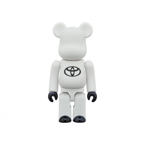 Оригинальный набор фигурок Bearbrick x Toyota (Drive Your Teenage Dreams.) 100% & 400% Set White - 7см и 28см