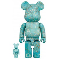 Набор фигурок (7см и 28см) Bearbrick x Van Gogh Museum Van Gogh (Almond Blossom) 100% & 400% Set