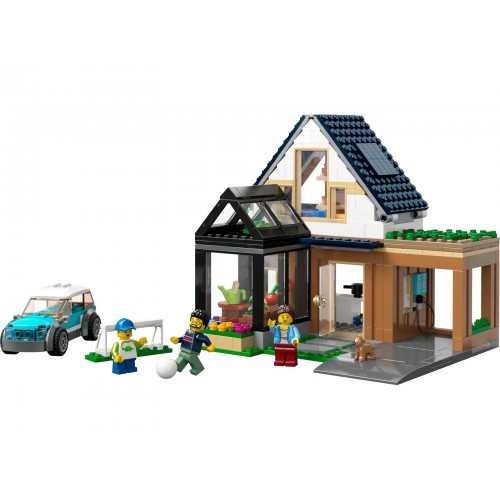 Конструктор LEGO City Family House and Electric Car Set 60398
