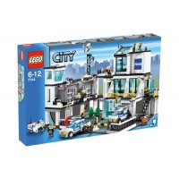 LEGO City Police Headquarters Set 7744