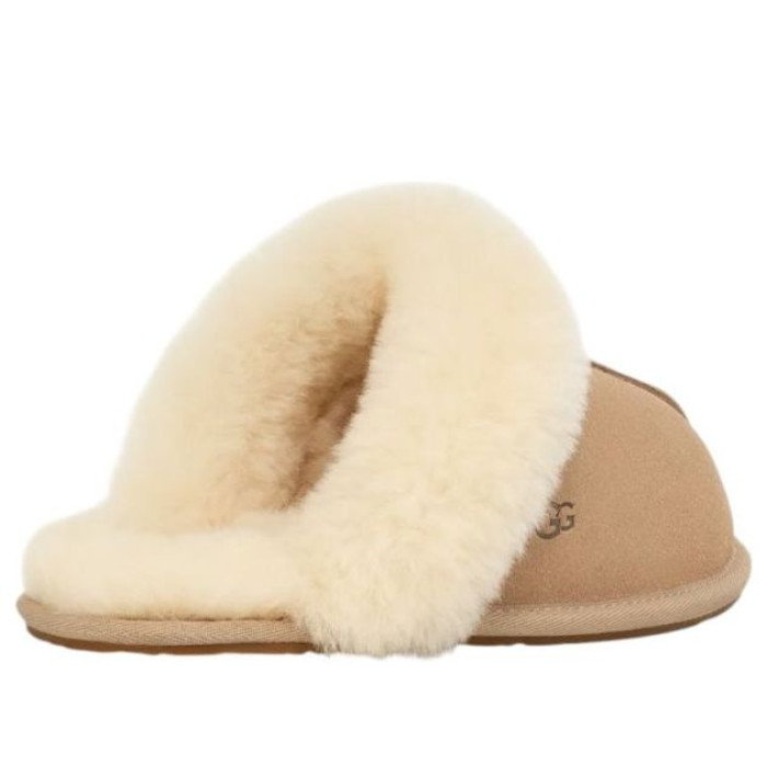 UGG Wmns Scuffette II Sand - женская сетка размеров UGG Wmns Scuffette II Sand - женская сетка размеров