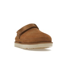 UGG Goldenstar Clog Chestnut