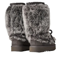 Женские UGG Classic Tall Chalet Boot Charcoal (W)
