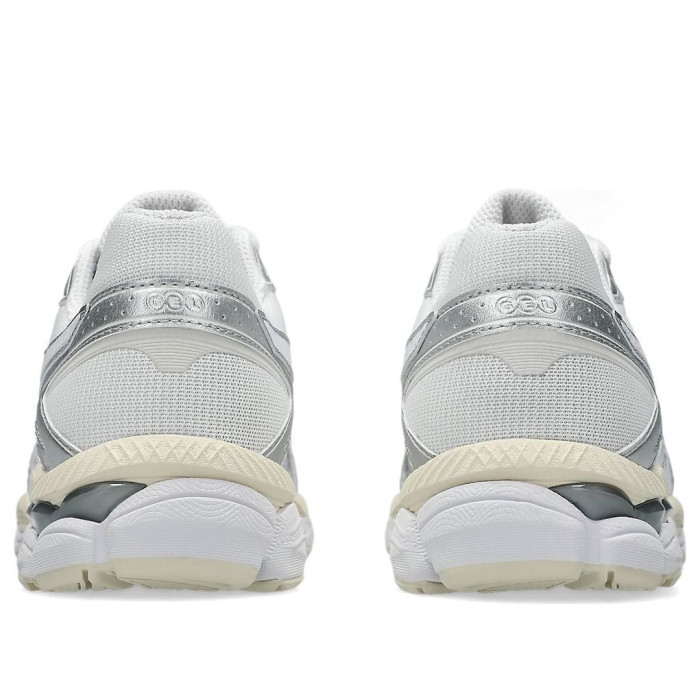 ASICS Gel Cumulus 16 White - мужская сетка размеров ASICS Gel Cumulus 16 White - мужская сетка размеров