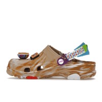 Crocs Classic Clog Cinnamon Toast Crunch
