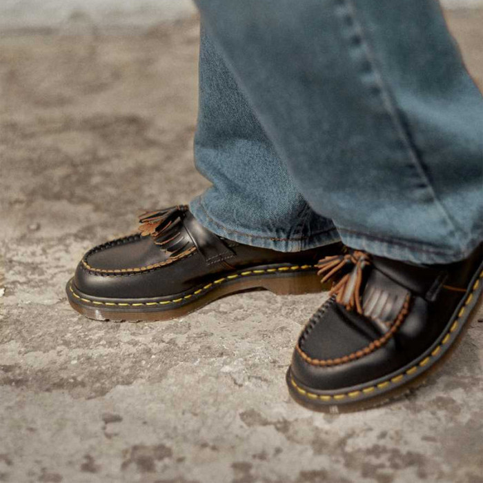 Dr. Martens Adrian Vintage Tassel Loafer Black Quilon - мужская сетка размеров Dr. Martens Adrian Vintage Tassel Loafer Black Quilon - мужская сетка размеров