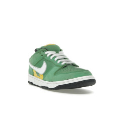 Nike SB Dunk Low Tokyo Green Taxi