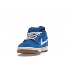 Кроссовки Nike SB Dunk Low Street Fighter Chun Li