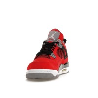 Jordan 4 Retro Toro Bravo