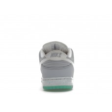 Nike SB Dunk Low Marty McFly