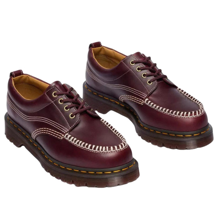 Dr. Martens Lowell Chukka Moc Toe Low Cherry Red - мужская сетка размеров Dr. Martens Lowell Chukka Moc Toe Low Cherry Red - мужская сетка размеров