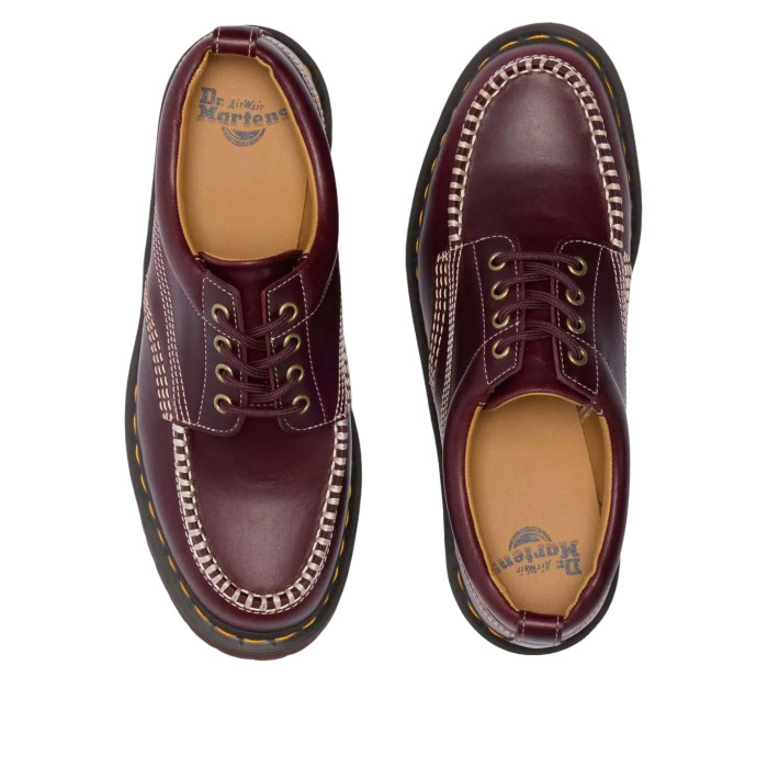 Dr. Martens Lowell Chukka Moc Toe Low Cherry Red - мужская сетка размеров Dr. Martens Lowell Chukka Moc Toe Low Cherry Red - мужская сетка размеров
