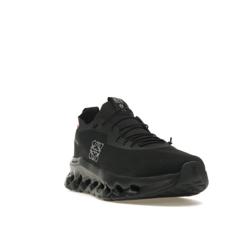 On Running Cloudtilt LOEWE All Black - мужская сетка размеров On Running Cloudtilt LOEWE All Black - мужская сетка размеров